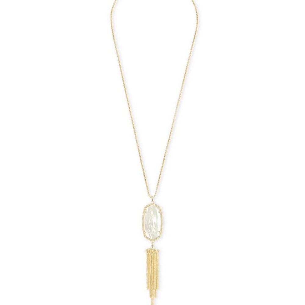 Kendra Scott necklace.